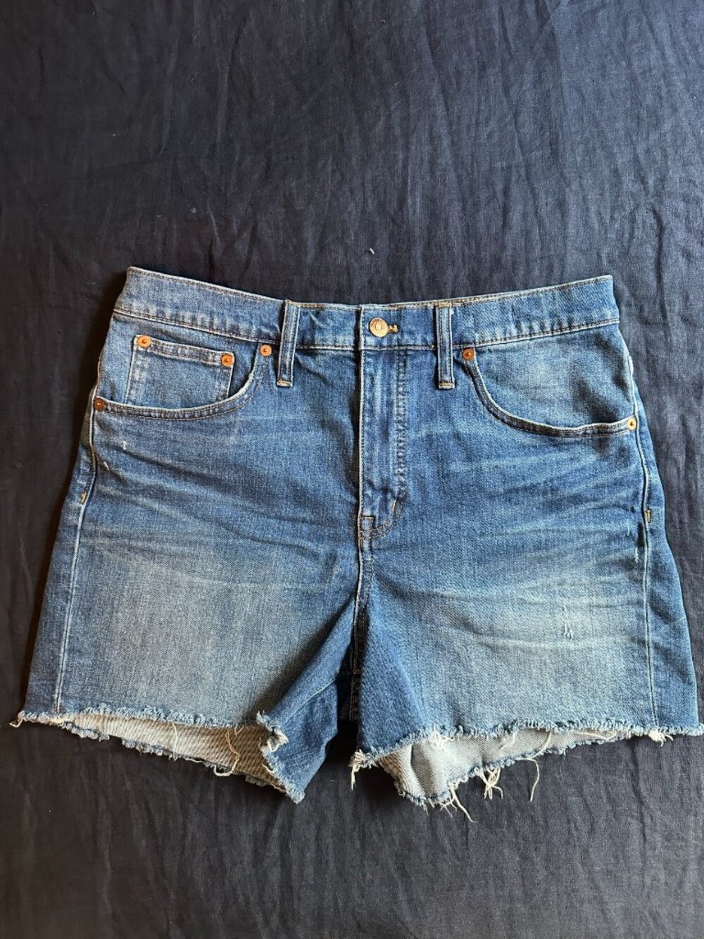 Madewell High-Rise Denim Cut Off Jean Shorts, Medium Wash Blue Size 30